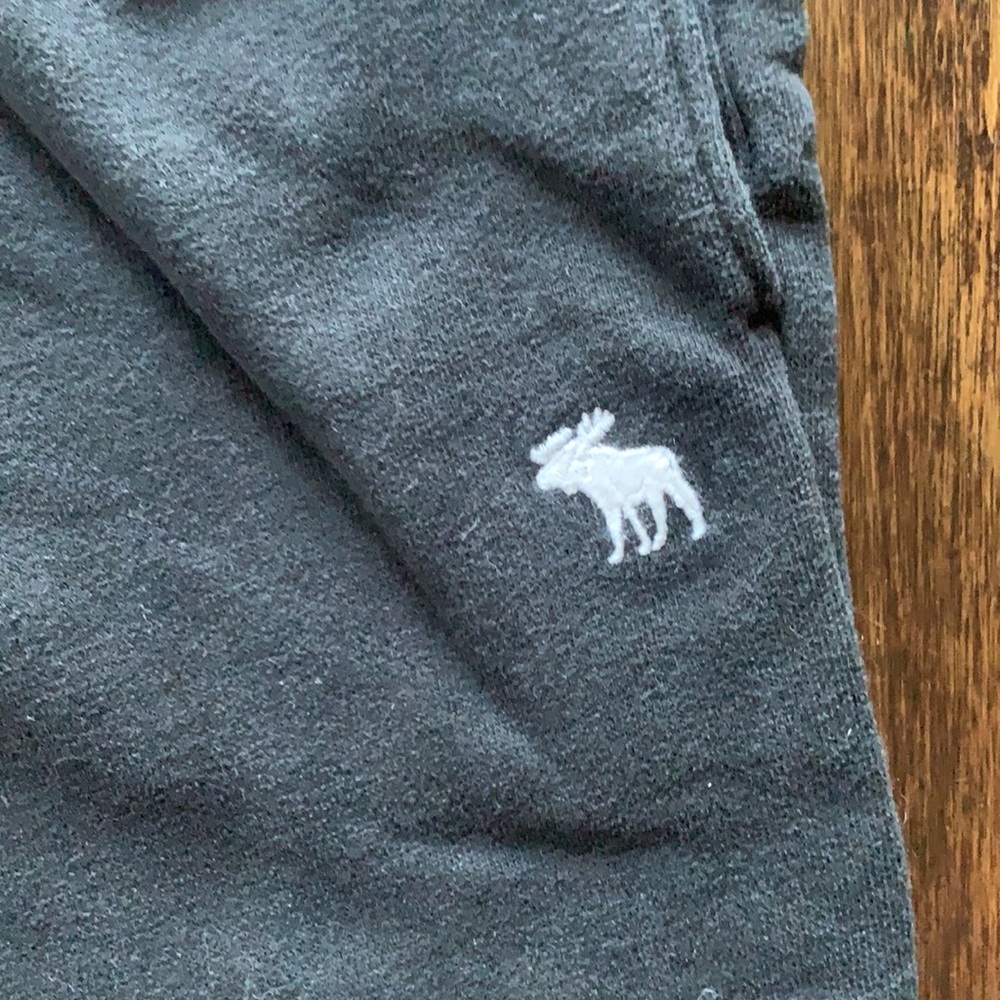Abercrombie Kids Black Sweatpants Size 5/6 - Picture 3 of 4